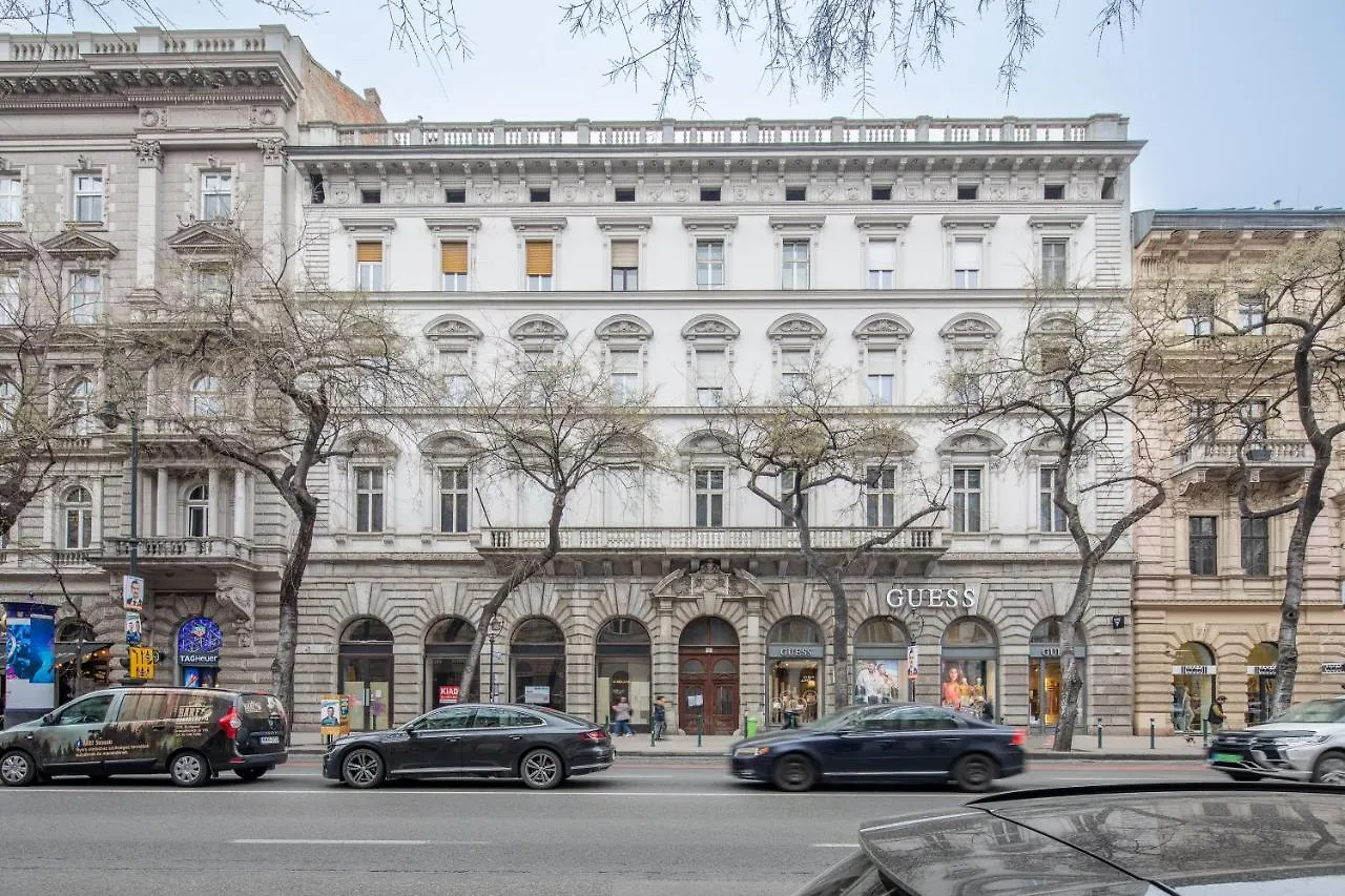 Budapest Marvelous Apartment In Andrassy Boulevard